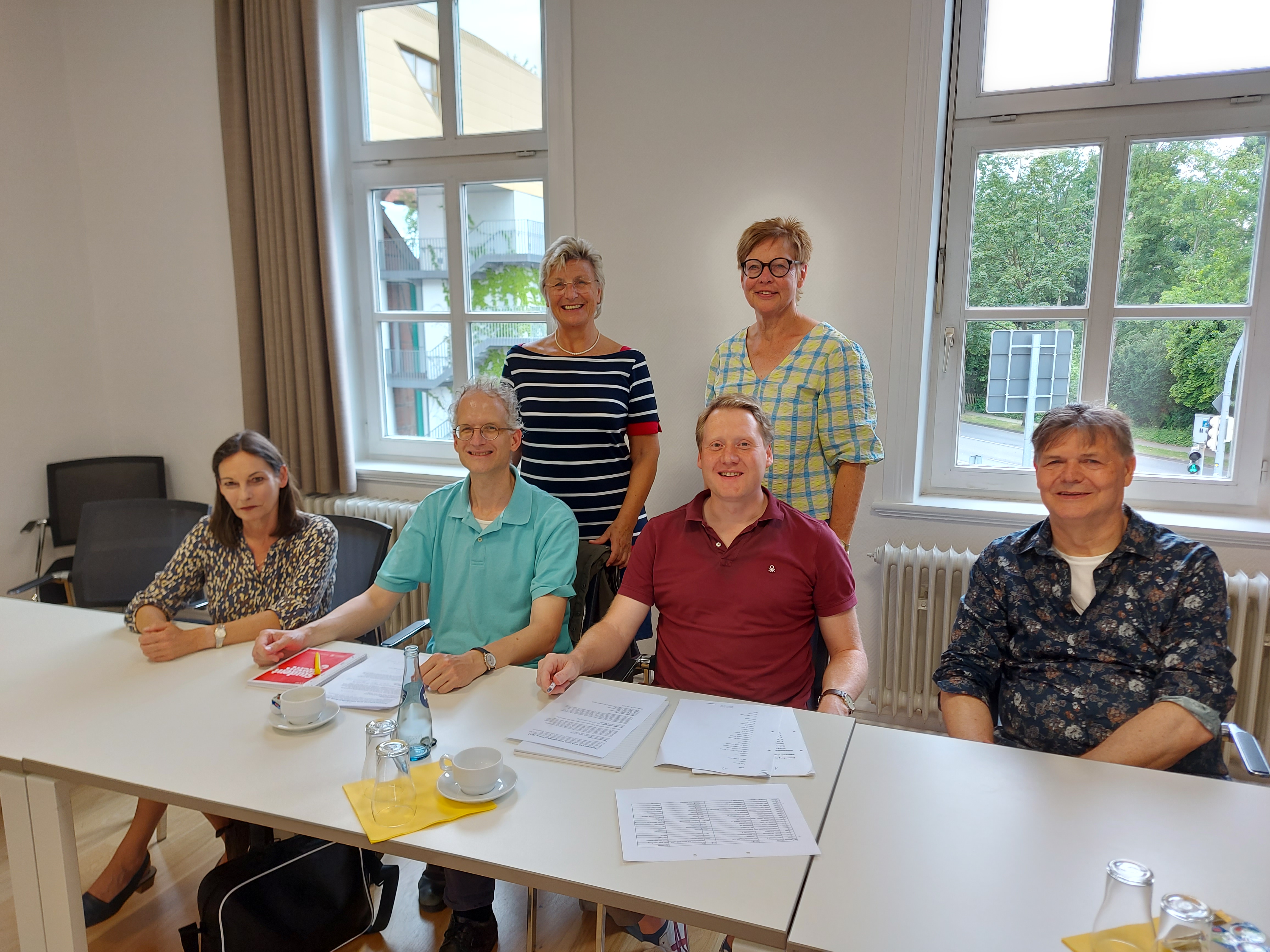Mitglieder der Freudenthal-Gesellschaft bei einem Treffen